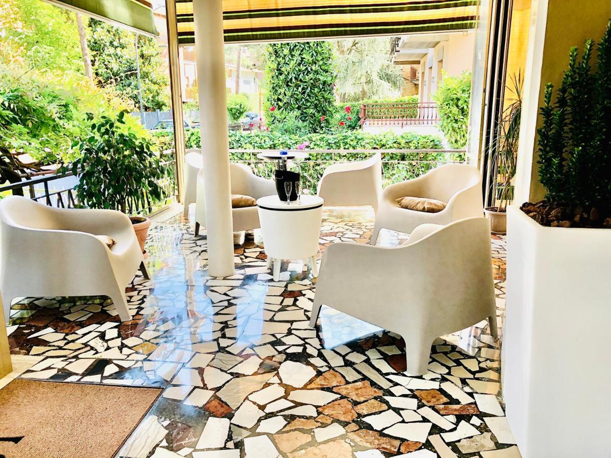 Hotel Villa Serena Castrocaro Terme Eksteriør billede