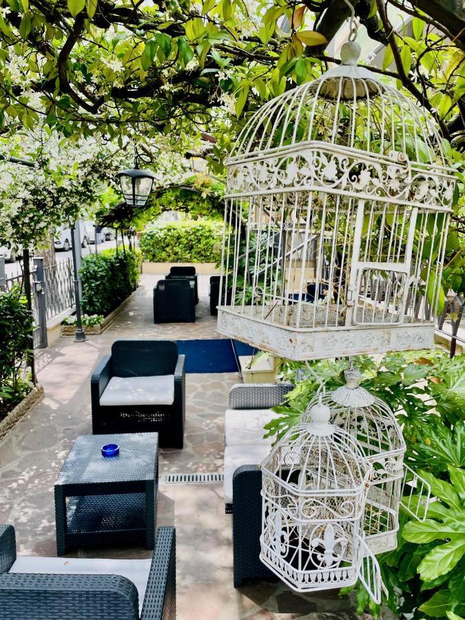 Hotel Villa Serena Castrocaro Terme Eksteriør billede